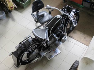 BMW R12 coule ou pas