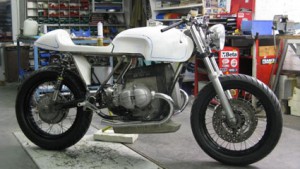 BMW R100RS cadre modifie monte